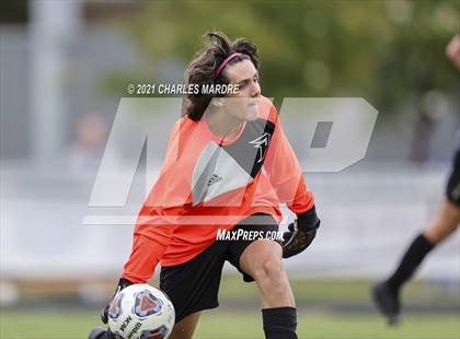 Thumbnail 2 in Gray's Creek vs. Pinecrest (Battle for the Bell) photogallery.