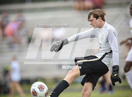 Thumbnail 3 in Gray's Creek vs. Pinecrest (Battle for the Bell) photogallery.