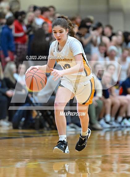 Thumbnail 2 in Beech @ Hendersonville photogallery.