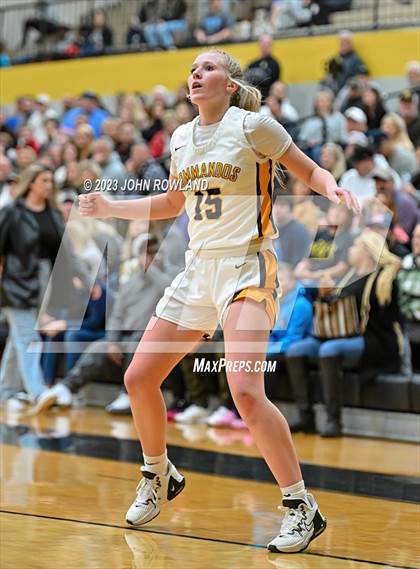Thumbnail 3 in Beech @ Hendersonville photogallery.