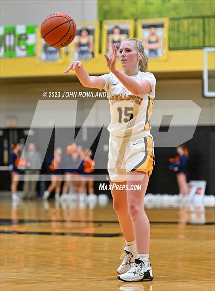 Thumbnail 2 in Beech @ Hendersonville photogallery.