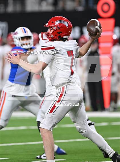 Thumbnail 2 in Arbor View vs Bishop Gorman (NIAA 5A Division 1 Final) photogallery.