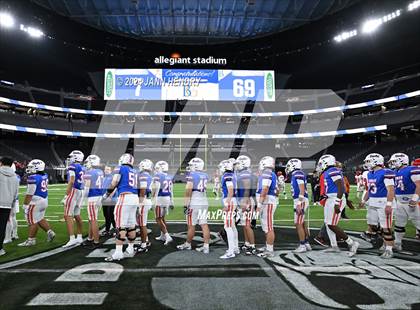 Thumbnail 1 in Arbor View vs Bishop Gorman (NIAA 5A Division 1 Final) photogallery.