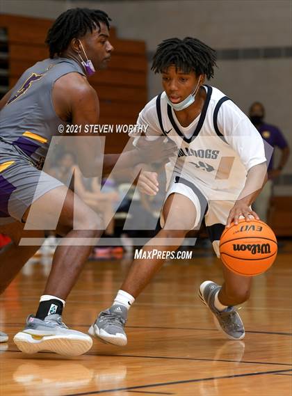 Thumbnail 2 in Corinth Holders @ Southeast Raleigh photogallery.