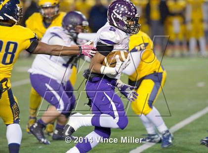 Thumbnail 2 in Sumner vs Bellevue (WIAA 3A 1st Round) photogallery.