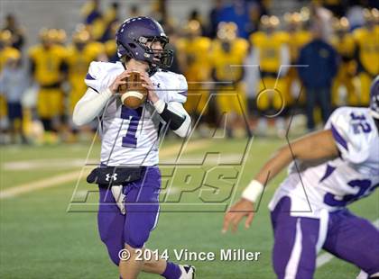 Thumbnail 1 in Sumner vs Bellevue (WIAA 3A 1st Round) photogallery.