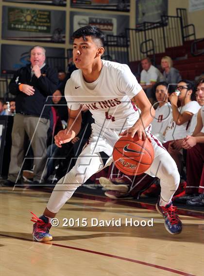 Thumbnail 2 in Capistrano Valley vs. Downey (MaxPreps Holiday Classic Goody’s Café Championship) photogallery.