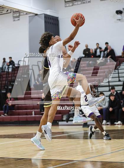 Thumbnail 3 in New Rochelle vs Clarkstown South (Harrison Holiday Tournament) photogallery.