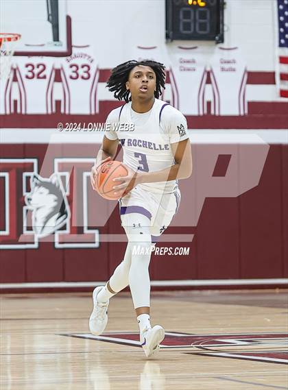 Thumbnail 2 in New Rochelle vs Clarkstown South (Harrison Holiday Tournament) photogallery.