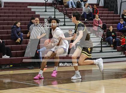 Thumbnail 2 in New Rochelle vs Clarkstown South (Harrison Holiday Tournament) photogallery.