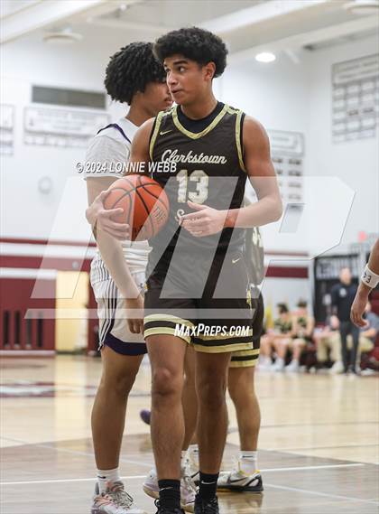 Thumbnail 3 in New Rochelle vs Clarkstown South (Harrison Holiday Tournament) photogallery.