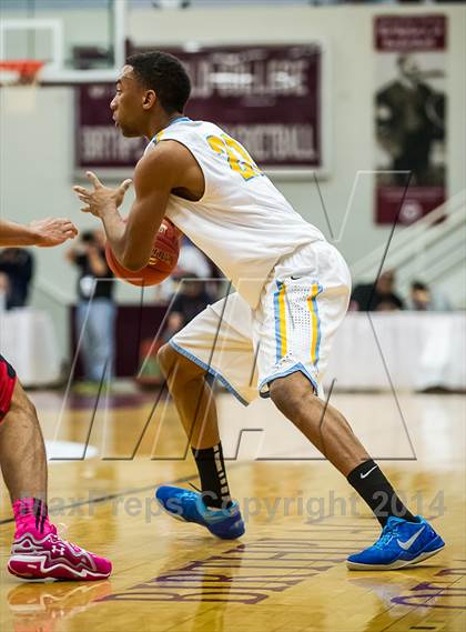 Thumbnail 3 in Huntington St. Joseph Prep vs. Prime Prep (Spalding Hoophall Classic) photogallery.