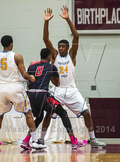 Thumbnail 3 in Huntington St. Joseph Prep vs. Prime Prep (Spalding Hoophall Classic) photogallery.