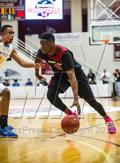 Thumbnail 1 in Huntington St. Joseph Prep vs. Prime Prep (Spalding Hoophall Classic) photogallery.