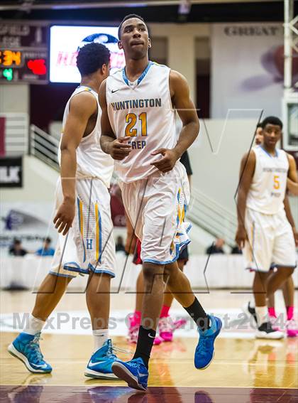 Thumbnail 2 in Huntington St. Joseph Prep vs. Prime Prep (Spalding Hoophall Classic) photogallery.