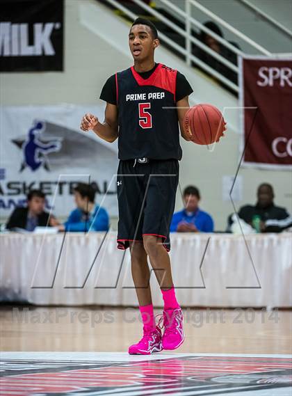 Thumbnail 2 in Huntington St. Joseph Prep vs. Prime Prep (Spalding Hoophall Classic) photogallery.