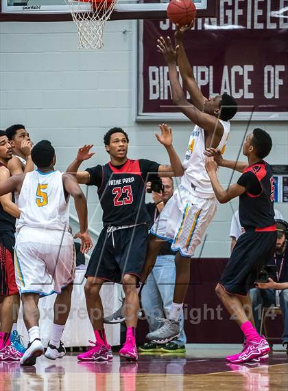 Thumbnail 1 in Huntington St. Joseph Prep vs. Prime Prep (Spalding Hoophall Classic) photogallery.