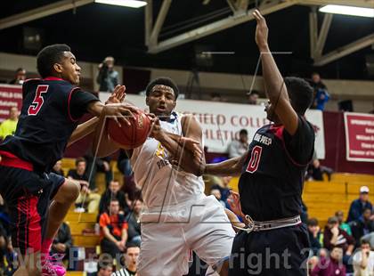 Thumbnail 2 in Huntington St. Joseph Prep vs. Prime Prep (Spalding Hoophall Classic) photogallery.