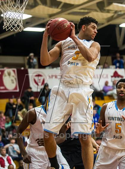 Thumbnail 3 in Huntington St. Joseph Prep vs. Prime Prep (Spalding Hoophall Classic) photogallery.