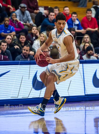 Thumbnail 2 in Huntington St. Joseph Prep vs. Prime Prep (Spalding Hoophall Classic) photogallery.
