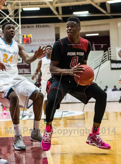 Thumbnail 1 in Huntington St. Joseph Prep vs. Prime Prep (Spalding Hoophall Classic) photogallery.