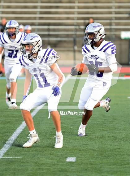 Thumbnail 3 in FR: Chantilly @ Centreville photogallery.