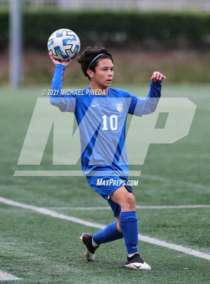 Thumbnail 2 in Edison vs. Santa Margarita (Hawks Invitational) photogallery.