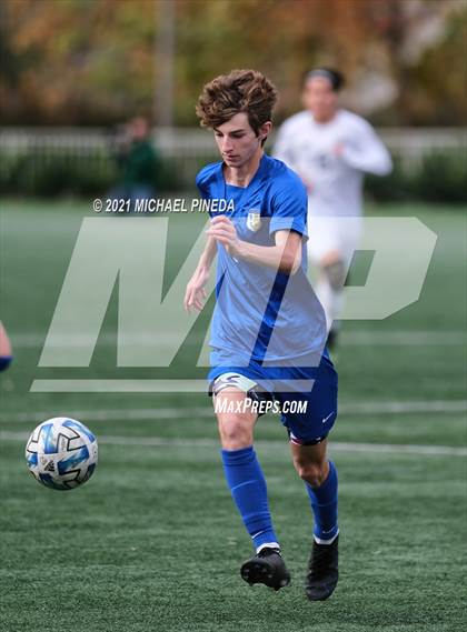 Thumbnail 1 in Edison vs. Santa Margarita (Hawks Invitational) photogallery.