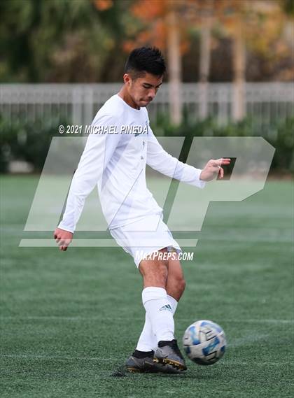 Thumbnail 2 in Edison vs. Santa Margarita (Hawks Invitational) photogallery.