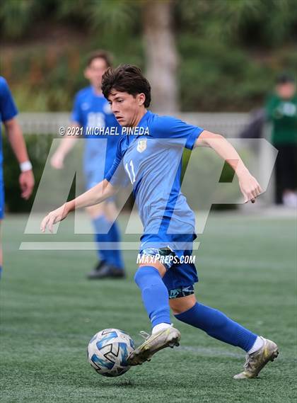 Thumbnail 1 in Edison vs. Santa Margarita (Hawks Invitational) photogallery.