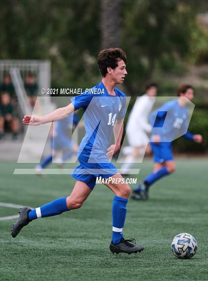 Thumbnail 2 in Edison vs. Santa Margarita (Hawks Invitational) photogallery.