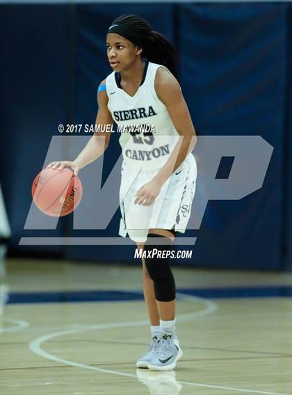 Thumbnail 3 in Sierra vs Mission Hills photogallery.