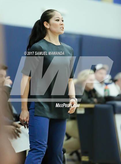 Thumbnail 1 in Sierra vs Mission Hills photogallery.