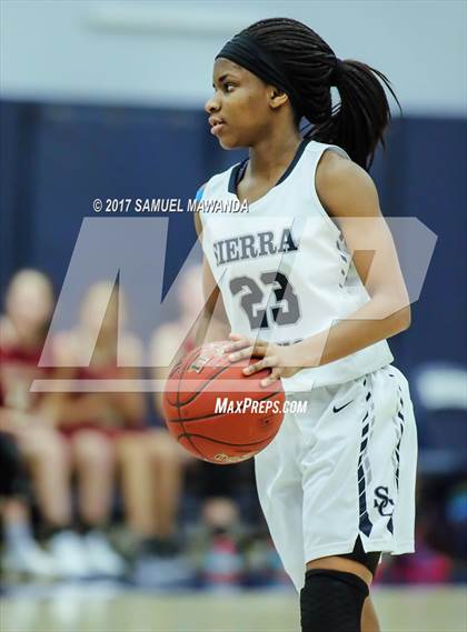 Thumbnail 1 in Sierra vs Mission Hills photogallery.