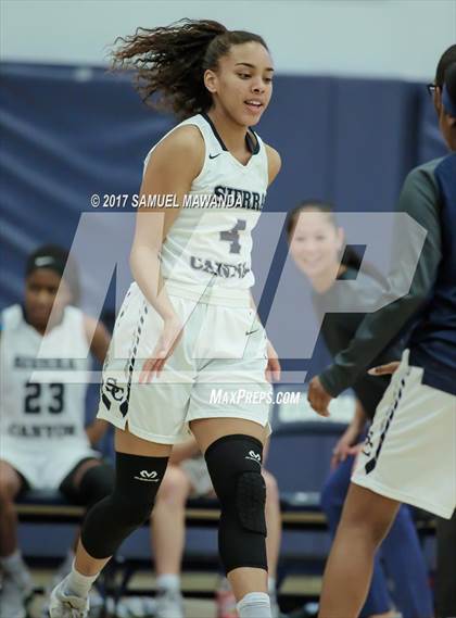Thumbnail 1 in Sierra vs Mission Hills photogallery.