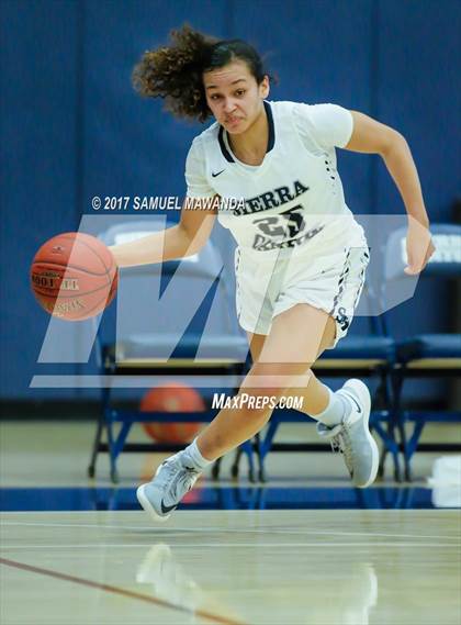 Thumbnail 3 in Sierra vs Mission Hills photogallery.