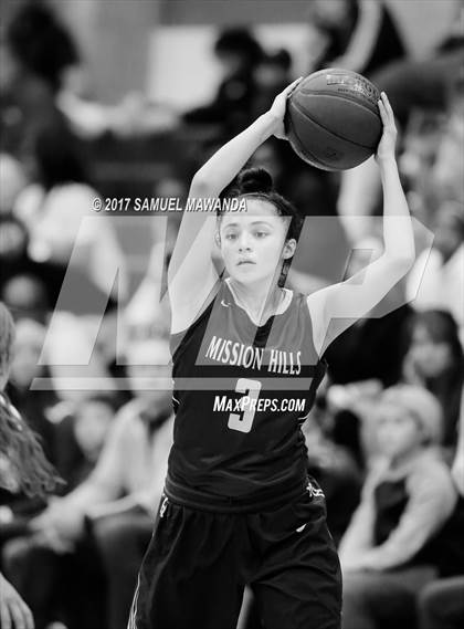Thumbnail 3 in Sierra vs Mission Hills photogallery.