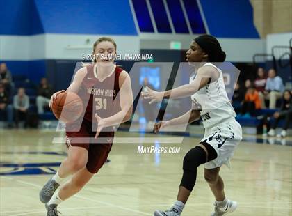 Thumbnail 3 in Sierra vs Mission Hills photogallery.