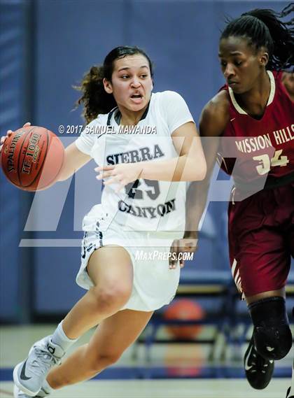Thumbnail 2 in Sierra vs Mission Hills photogallery.