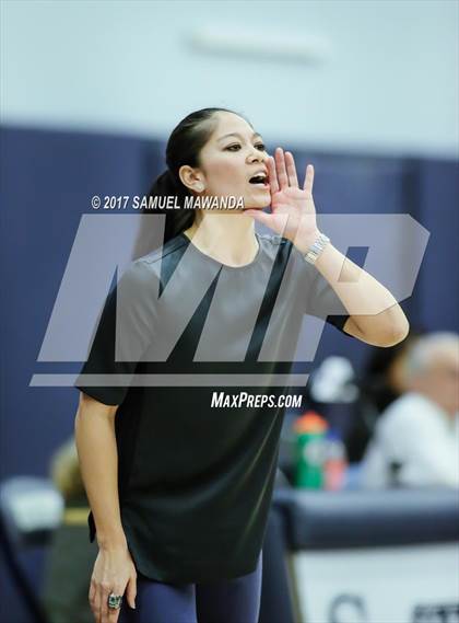 Thumbnail 2 in Sierra vs Mission Hills photogallery.