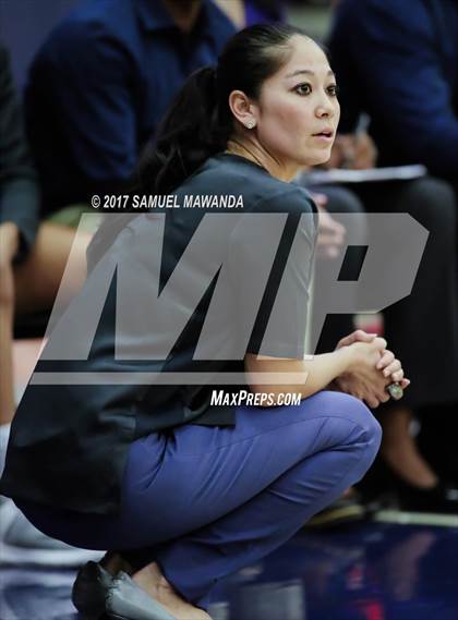 Thumbnail 3 in Sierra vs Mission Hills photogallery.