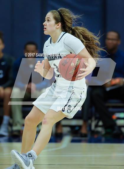 Thumbnail 3 in Sierra vs Mission Hills photogallery.