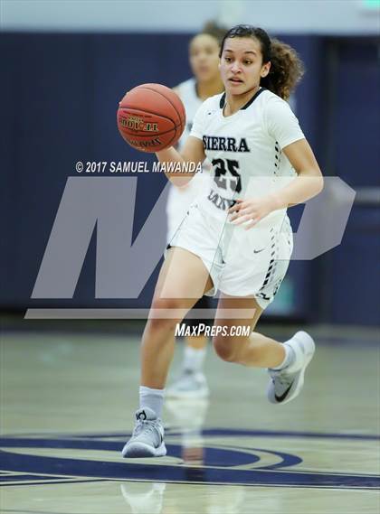 Thumbnail 3 in Sierra vs Mission Hills photogallery.