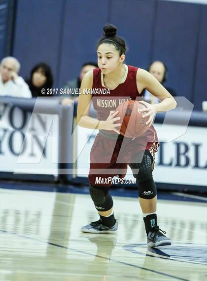Thumbnail 2 in Sierra vs Mission Hills photogallery.