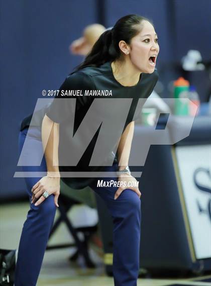 Thumbnail 3 in Sierra vs Mission Hills photogallery.