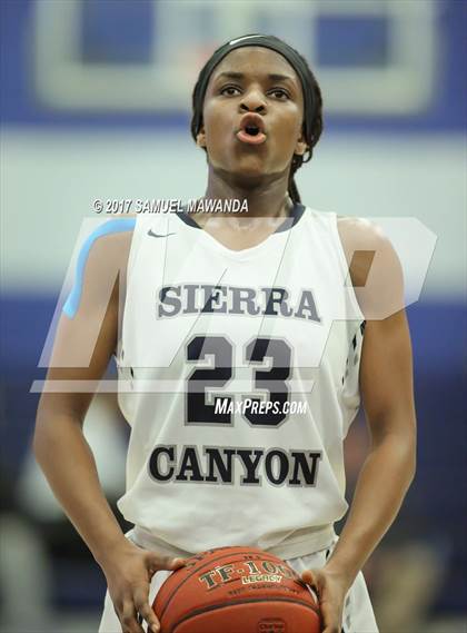 Thumbnail 1 in Sierra vs Mission Hills photogallery.