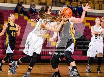 Thumbnail 1 in Archer City vs. Bellevue (Fantasy of Lights) photogallery.