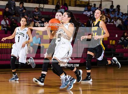 Thumbnail 1 in Archer City vs. Bellevue (Fantasy of Lights) photogallery.
