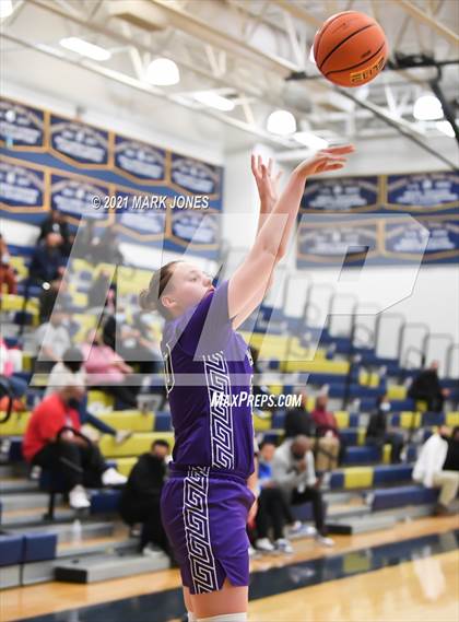 Thumbnail 1 in McDonogh vs. Valley Vista (Nike Tournament of Champions) photogallery.