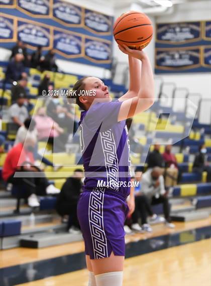 Thumbnail 3 in McDonogh vs. Valley Vista (Nike Tournament of Champions) photogallery.